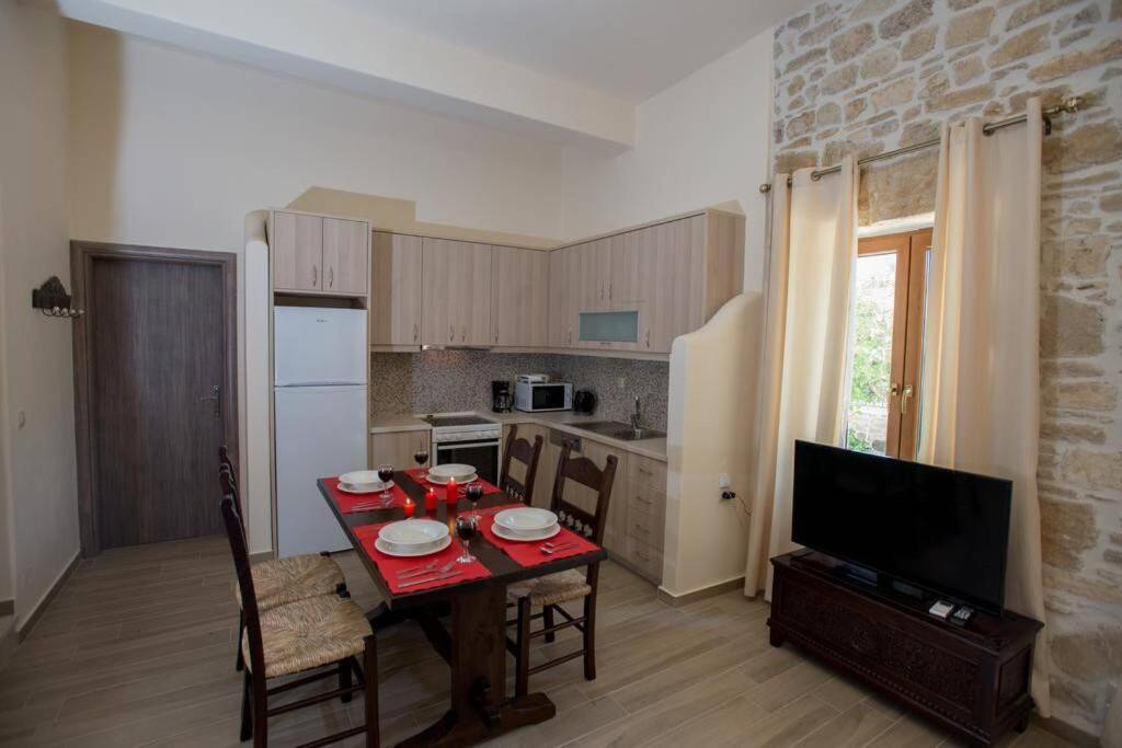 הוילה Iris House Sívas מראה חיצוני תמונה